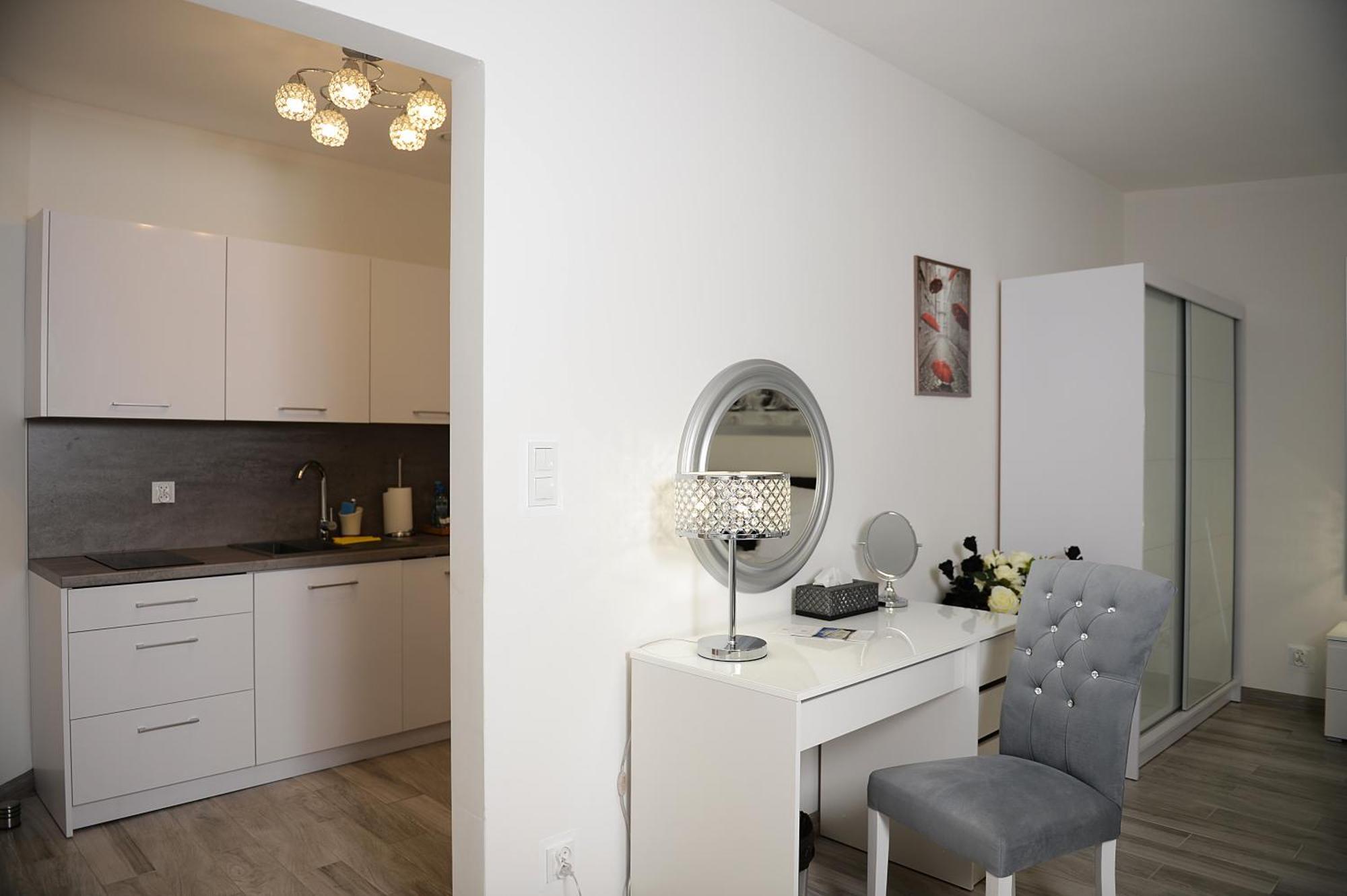 Rezydencja Mysliwska - Apartamenty Koszalin Extérieur photo
