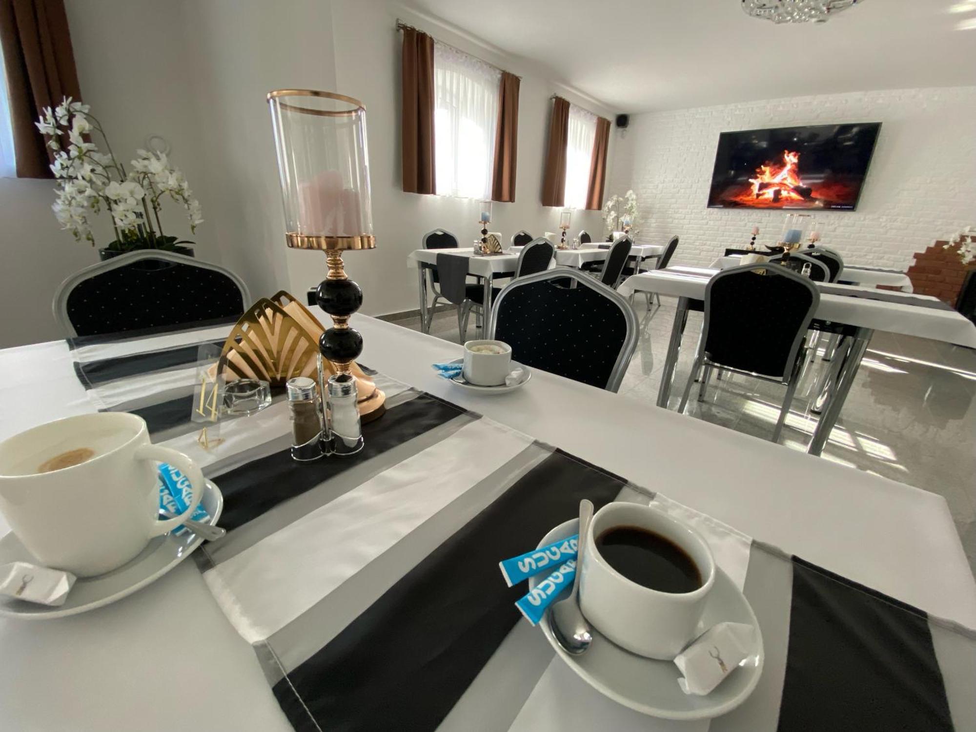 Rezydencja Mysliwska - Apartamenty Koszalin Extérieur photo