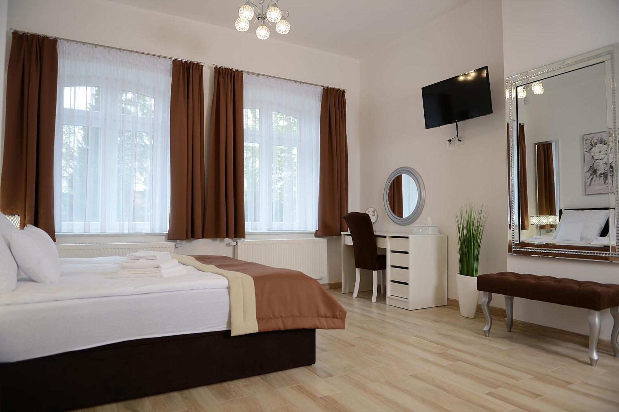 Rezydencja Mysliwska - Apartamenty Koszalin Extérieur photo