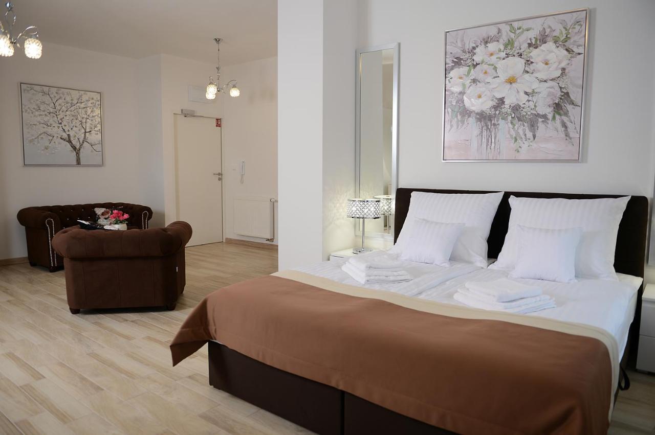 Rezydencja Mysliwska - Apartamenty Koszalin Extérieur photo